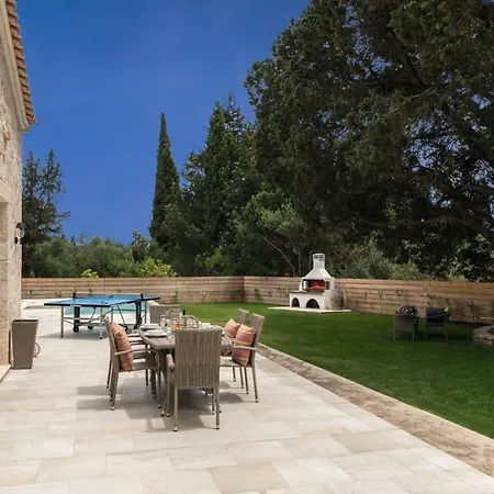 Exquisite Zakynthos - 3 Bedrooms - Lakudi - Private - Luxurious - Table Tennis