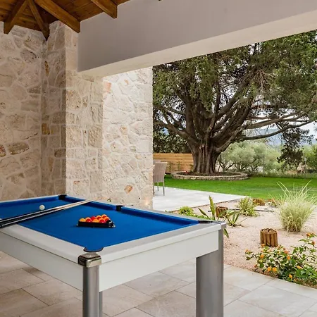 Exquisite Zakynthos - 3 Bedrooms - Lakudi - Private - Luxurious - Table Tennis Koukounariá