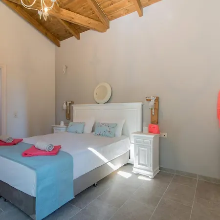 Villa Exquisite Zakynthos - 3 Bedrooms - Lakudi - Private - Luxurious - Table Tennis Koukounariá