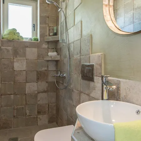 Exquisite Zakynthos - 3 Bedrooms - Lakudi - Private - Luxurious - Table Tennis Villa Koukounariá
