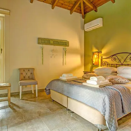 Exquisite Zakynthos - 3 Bedrooms - Lakudi - Private - Luxurious - Table Tennis Villa *